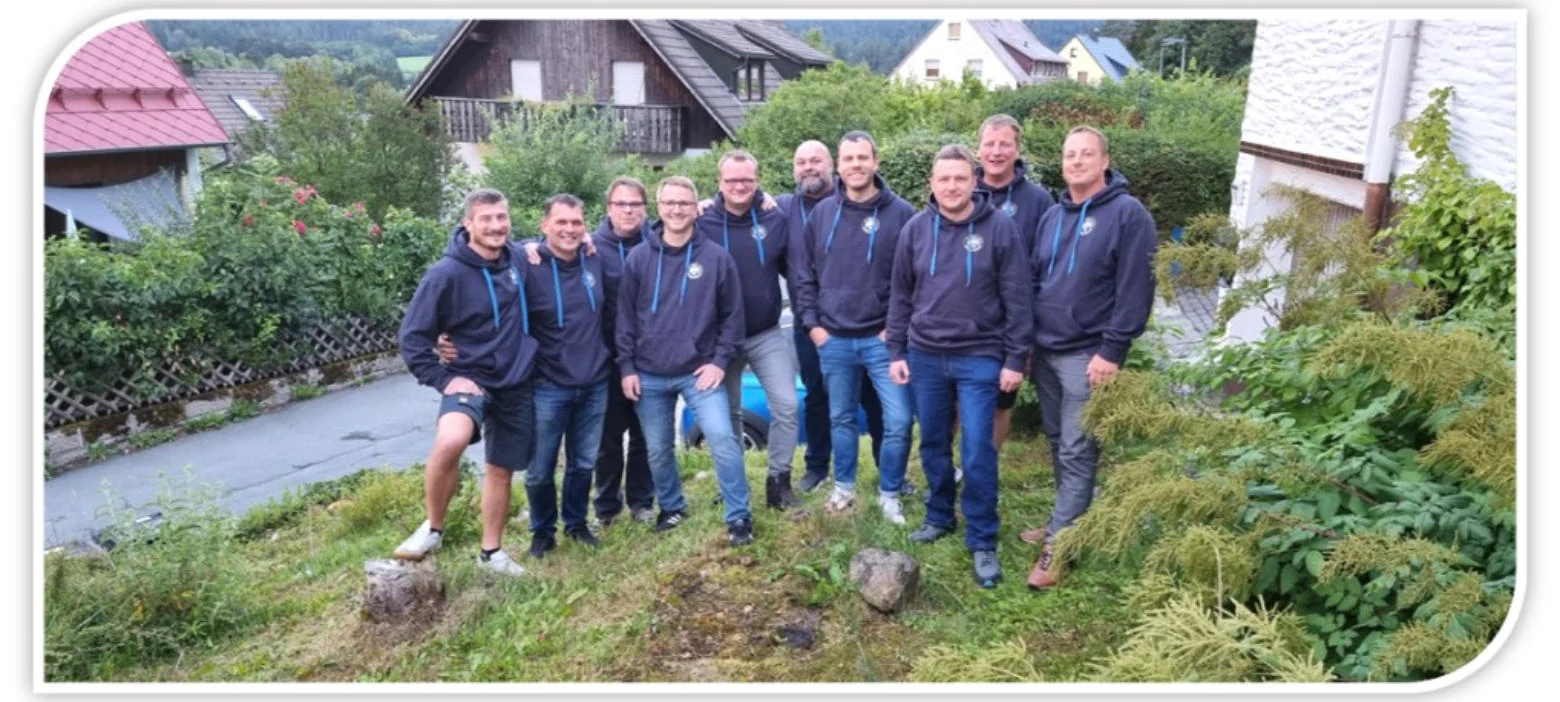 Unsere Gründungsmitglieder gemeinsam am Hügelfelsen